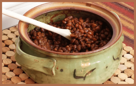 Baked Beans with Molasses and Bacon
