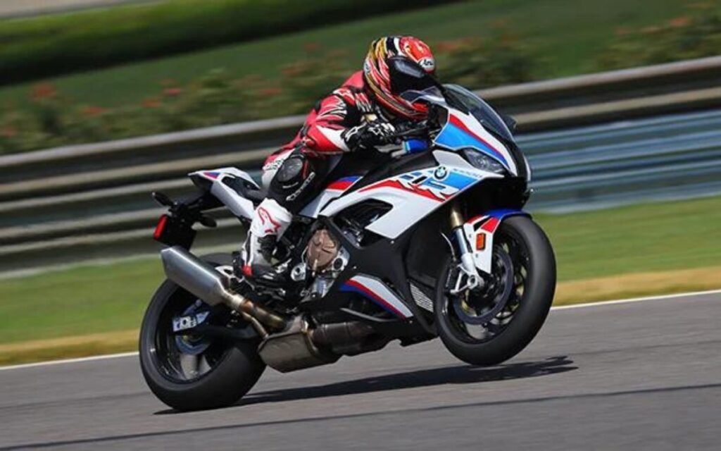 Performance of BMW S1000RR
