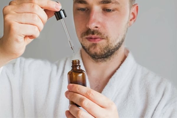 Things To Be Careful of While Using Minoxidil