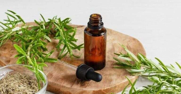 How to Make Rosemary Oil