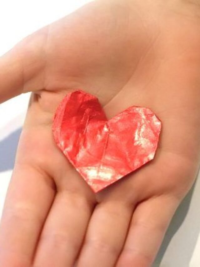 How to Make a Heart with a Gum Wrapper