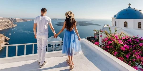 Right Time to Go for Greece Honeymoon​