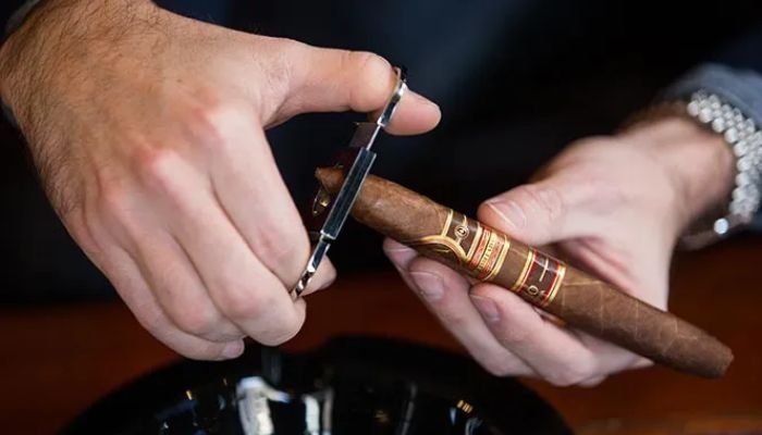 can I cut a cigar without a cutter